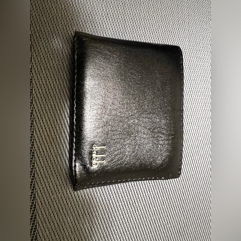Black leather wallet #leatheraccessories
Brand New